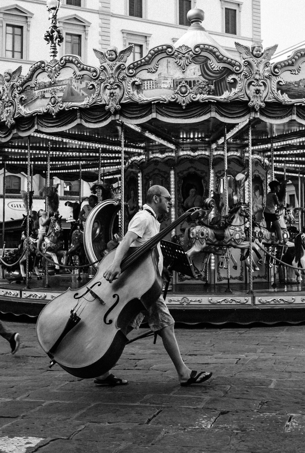 The Art of Street Photography Costa Rica | Photographer Christopher Alga | Capturing Moments of Everyday Life in Public Settings & Extracting the Extraordinary from the Ordinary | A Meaningful Study of the Human Condition 270