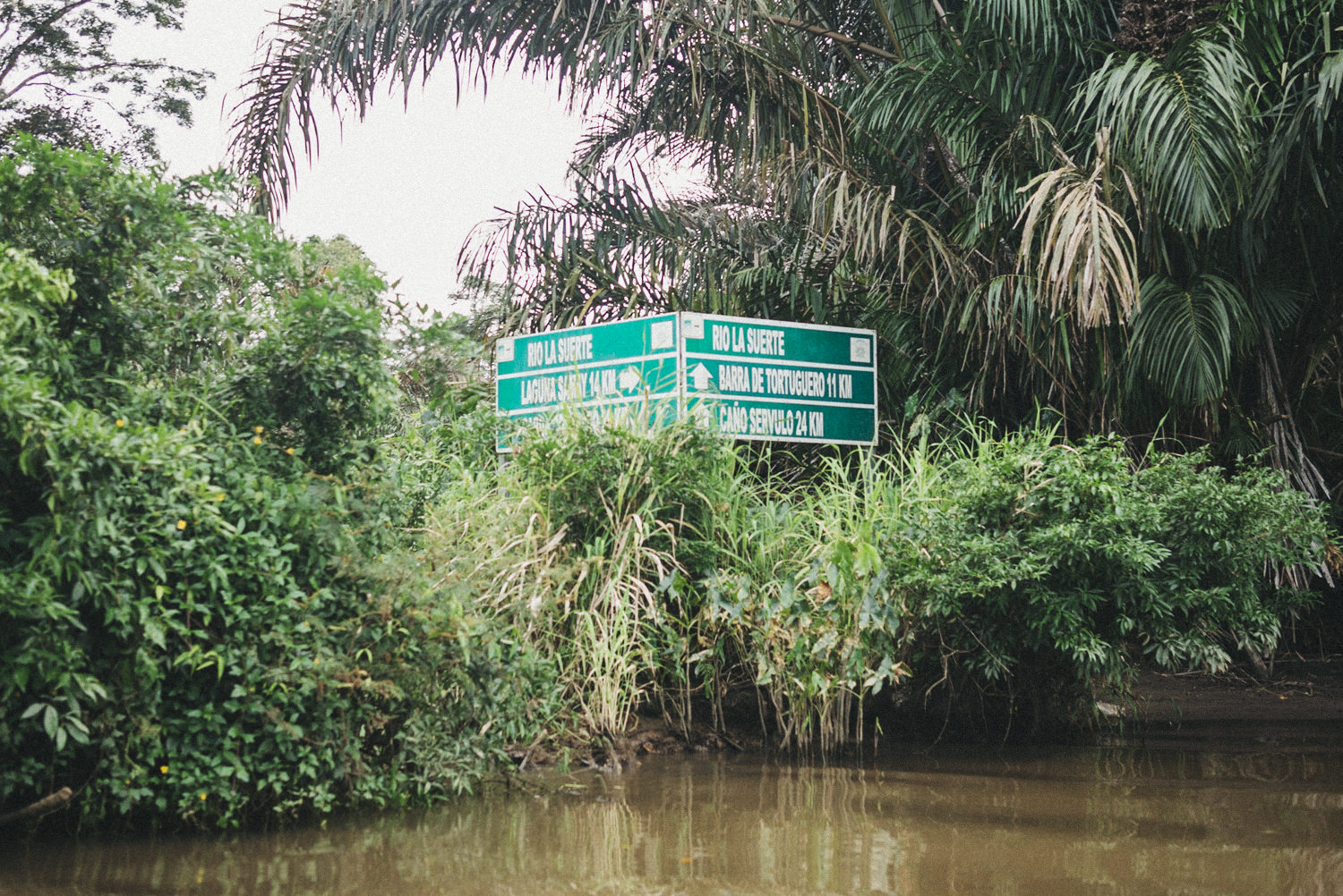 editorial-photography-tortuguero-costa-rica editorial-photography-tortuguero-costa-rica