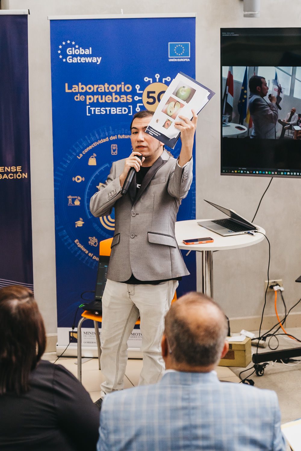 Central American 5G Innovation Hackathon: From Ideas to Prototypes in Costa Rica 81