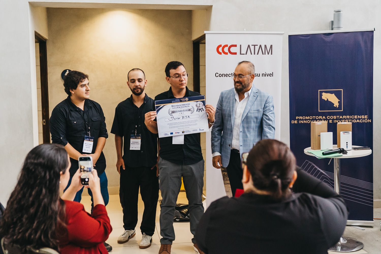 Central American 5G Innovation Hackathon: From Ideas to Prototypes in Costa Rica 91